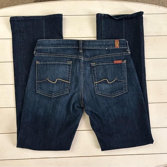 7 for all mankind // bootcut, size 28 - Picture 6 of 12